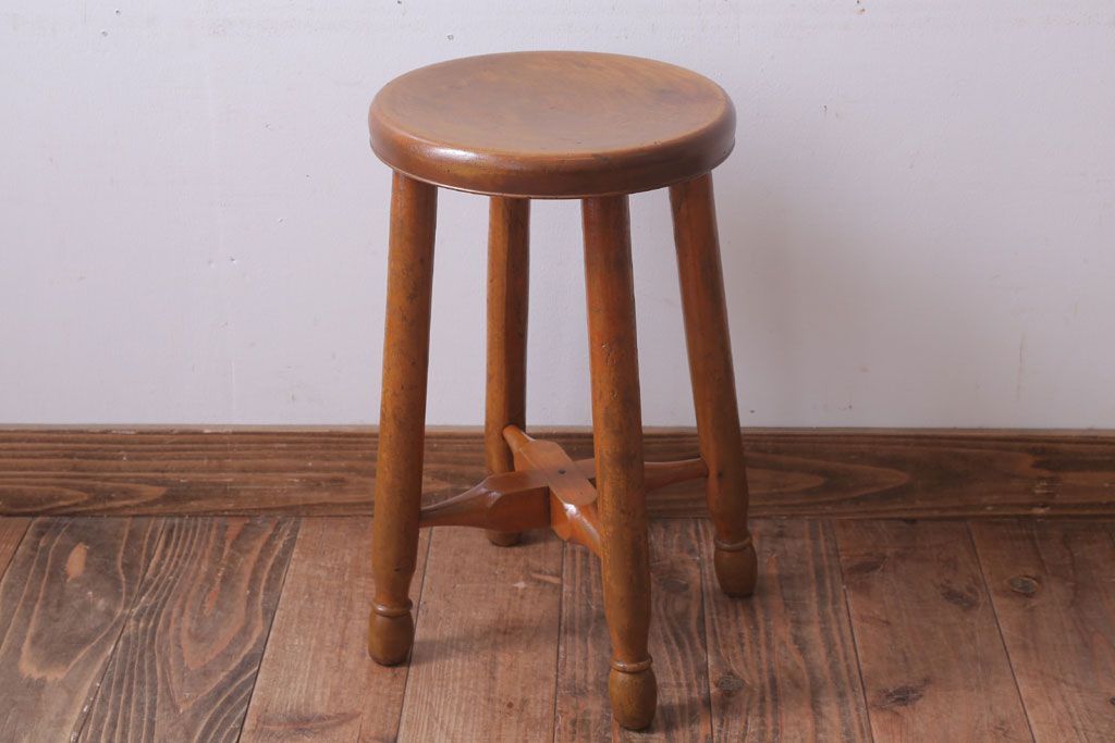 レトロ家具　アンティーク　レトロでかわいい古い木のおしゃれな丸スツール