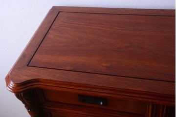 中古　高級品　彫刻が美しい唐木材のチェスト
