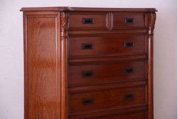 中古　高級品　彫刻が美しい唐木材のチェスト
