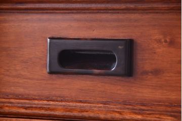 中古　高級品　彫刻が美しい唐木材のチェスト
