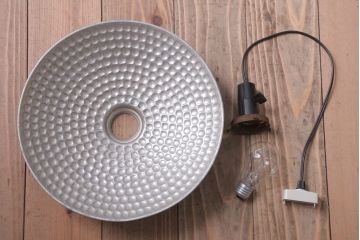 和製アンティーク　古いアルミシェードの天井照明(ペンダントライト)(2)