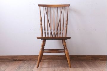 中古　キツツキマーク　飛騨産業　ナラ材のウィンザーチェア(1)(ウインザーチェア)