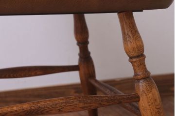 中古　キツツキマーク　飛騨産業　ナラ材のウィンザーチェア(1)(ウインザーチェア)
