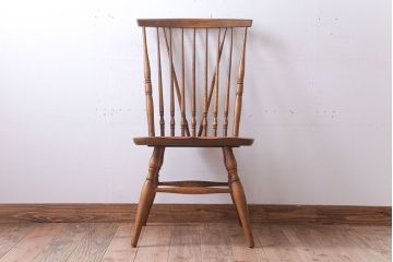 中古　キツツキマーク　飛騨産業　ナラ材のウィンザーチェア(2)(ウインザーチェア)