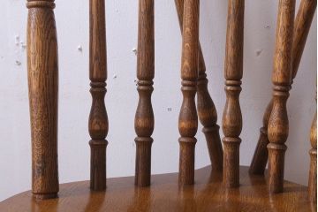 中古　キツツキマーク　飛騨産業　ナラ材のウィンザーチェア(2)(ウインザーチェア)