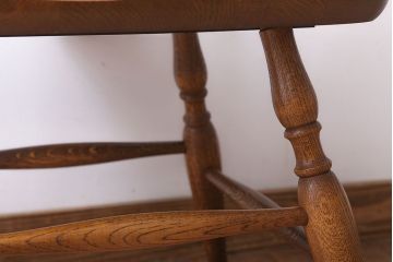 中古　キツツキマーク　飛騨産業　ナラ材のウィンザーチェア(2)(ウインザーチェア)