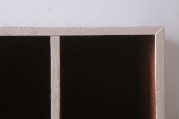 アンティーク家具　アンティーク　オリジナルペイント!白ペンキの古いマス目棚(2)