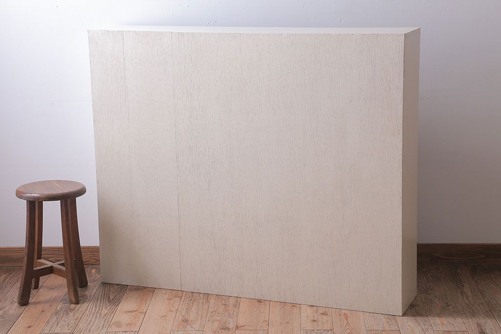 アンティーク家具　アンティーク　オリジナルペイント!白ペンキの古いマス目棚(2)