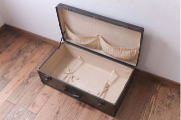アンティーク雑貨　アンティーク　シックでおしゃれなトランク