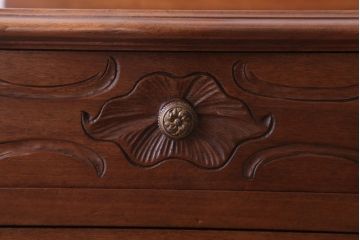 アンティーク家具　フランスアンティーク　ウォールナット材の優雅なサイドテーブル(花台)