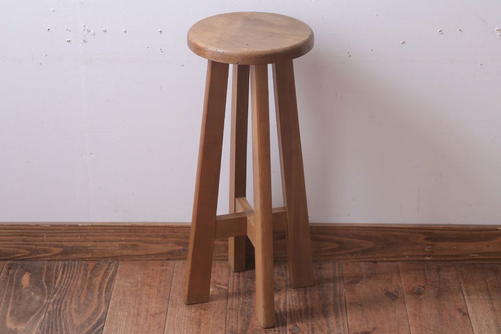 アンティーク雑貨　和製アンティーク　シンプルなハイスツール