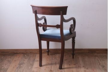 アンティーク家具　イギリスアンティーク　マホガニー無垢材!高級アームチェア