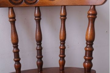 ヴィンテージ家具　イギリスビンテージ　重厚なウィンザーチェア(1)(ウインザーチェア)