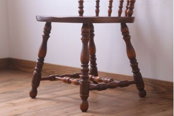 ヴィンテージ家具　イギリスビンテージ　重厚なウィンザーチェア(2)(ウインザーチェア)