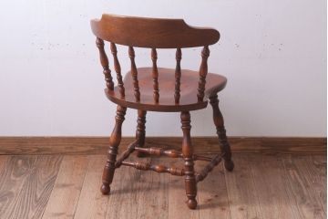 ヴィンテージ家具　イギリスビンテージ　重厚なウィンザーチェア(2)(ウインザーチェア)