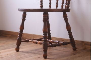 ヴィンテージ家具　イギリスビンテージ　重厚なウィンザーチェア(3)(ウインザーチェア)