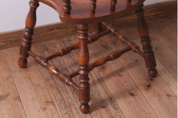ヴィンテージ家具　イギリスビンテージ　重厚なウィンザーチェア(3)(ウインザーチェア)