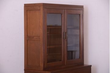 レトロ家具　昭和レトロ　シンプルな木製カップボード(食器棚)