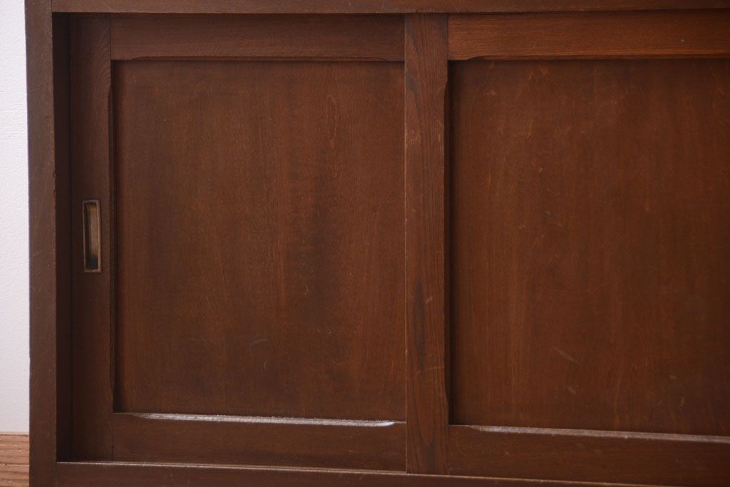 レトロ家具　昭和レトロ　シンプルな木製カップボード(食器棚)