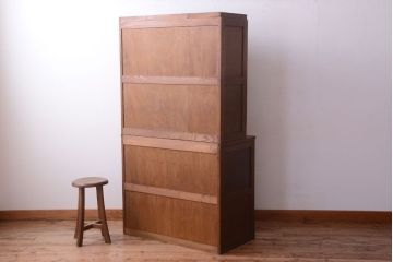 レトロ家具　昭和レトロ　シンプルな木製カップボード(食器棚)