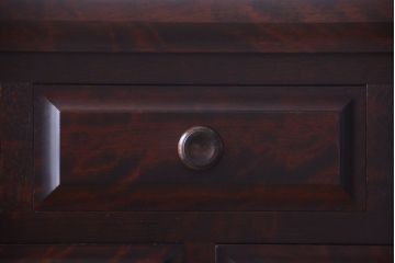 中古　北海道民芸家具　シックなチェスト(定価約24万円)(3)