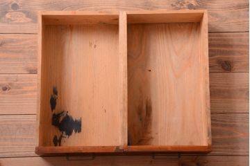 レトロ家具　昭和レトロ　モールガラス入り!古い木製のアンティークチェスト