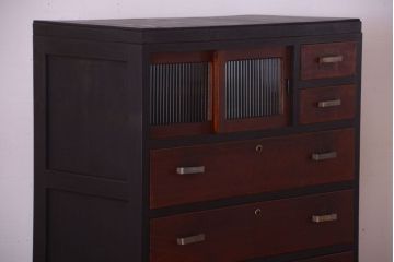 レトロ家具　昭和レトロ　モールガラス入り!古い木製のアンティークチェスト