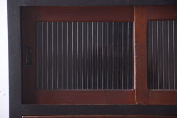 レトロ家具　昭和レトロ　モールガラス入り!古い木製のアンティークチェスト