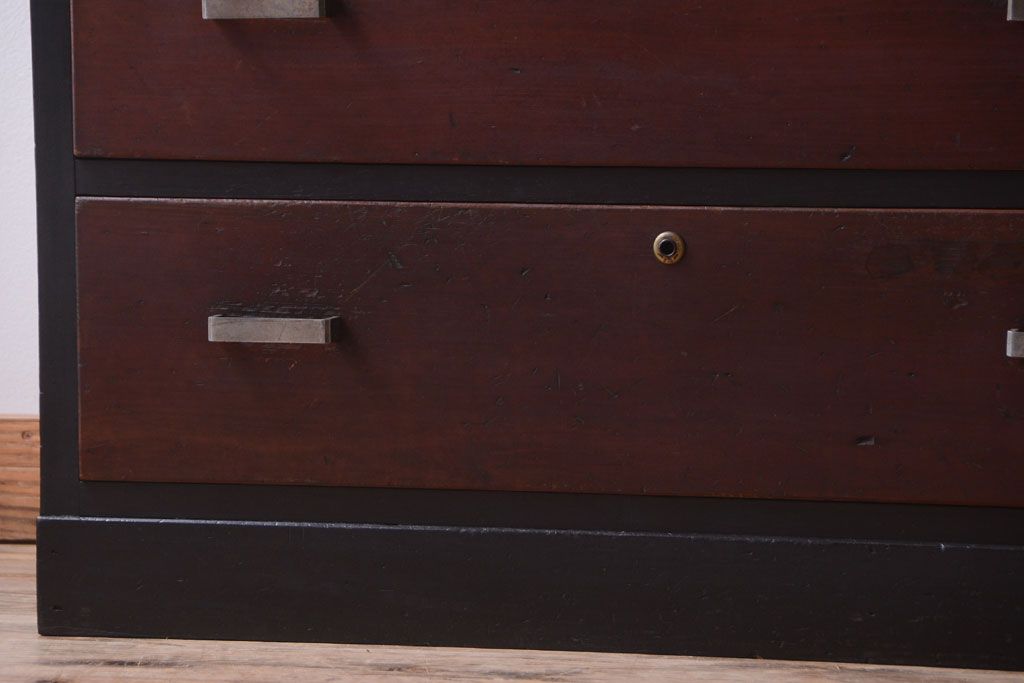 レトロ家具　昭和レトロ　モールガラス入り!古い木製のアンティークチェスト