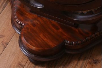 アンティーク雑貨　イギリスアンティーク　最高級!彫刻が美しいマホガニー材の置き鏡(卓上ミラー)