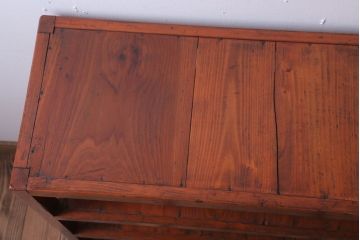 アンティーク家具　和製アンティーク　シンプルで小ぶりな飾り棚(陳列棚)