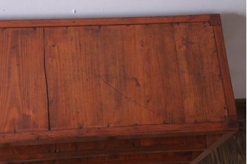 アンティーク家具　和製アンティーク　シンプルで小ぶりな飾り棚(陳列棚)