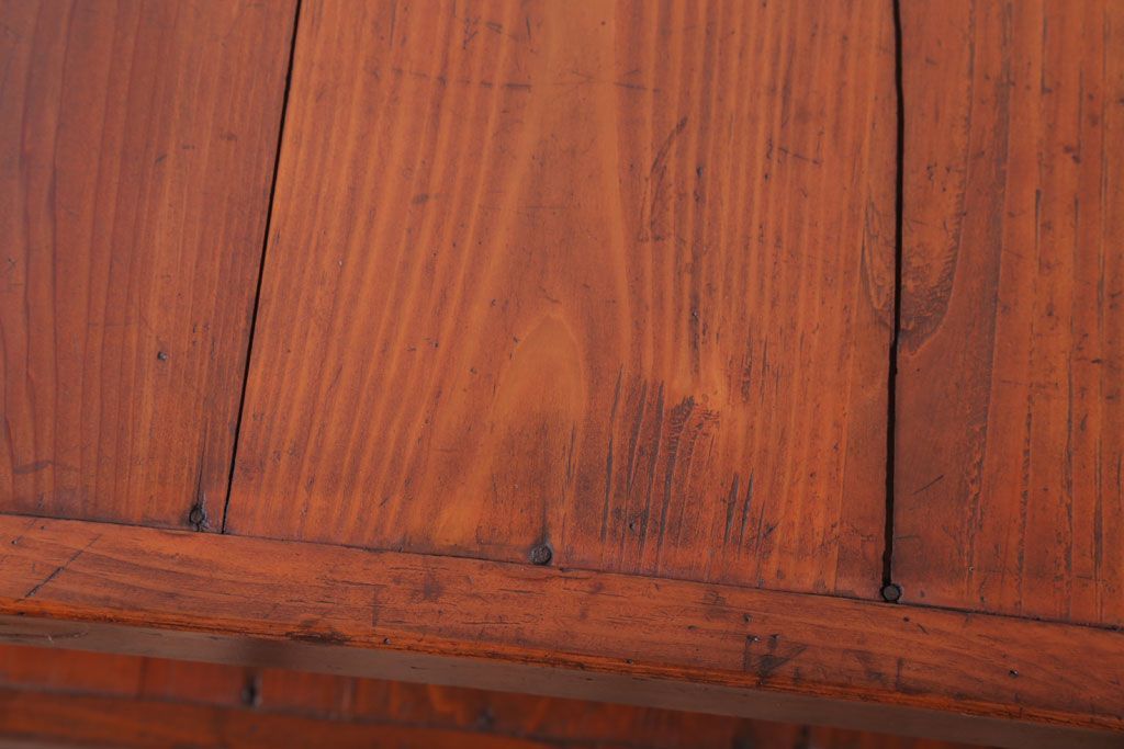 アンティーク家具　和製アンティーク　シンプルで小ぶりな飾り棚(陳列棚)