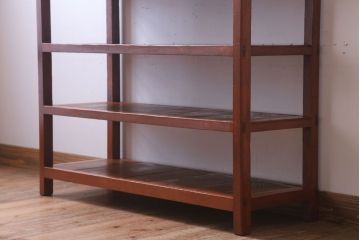 アンティーク家具　和製アンティーク　シンプルで小ぶりな飾り棚(陳列棚)