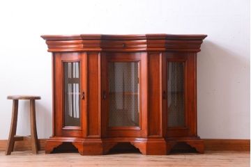 ヴィンテージ家具　フランスビンテージ　サイドキャビネット