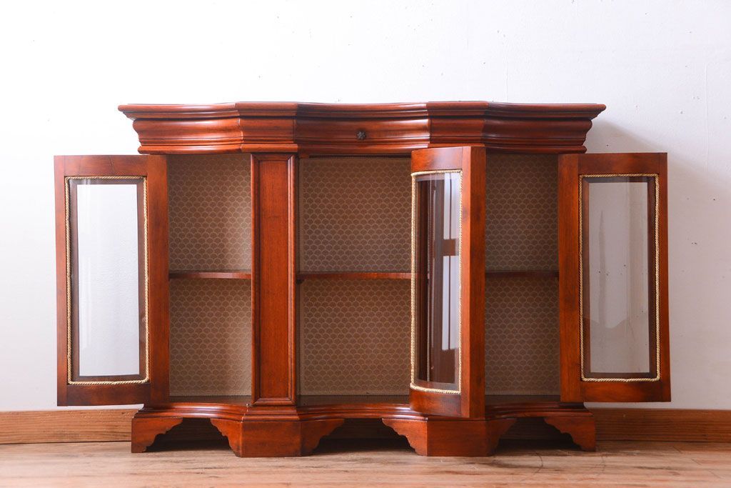 ヴィンテージ家具　フランスビンテージ　サイドキャビネット