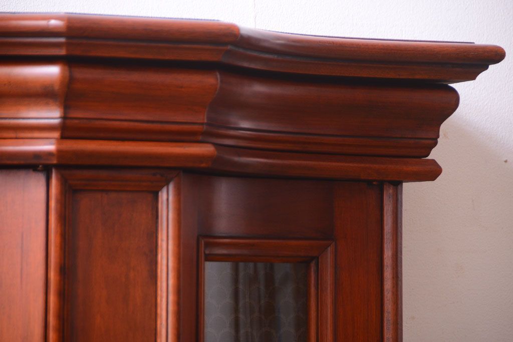 ヴィンテージ家具　フランスビンテージ　サイドキャビネット