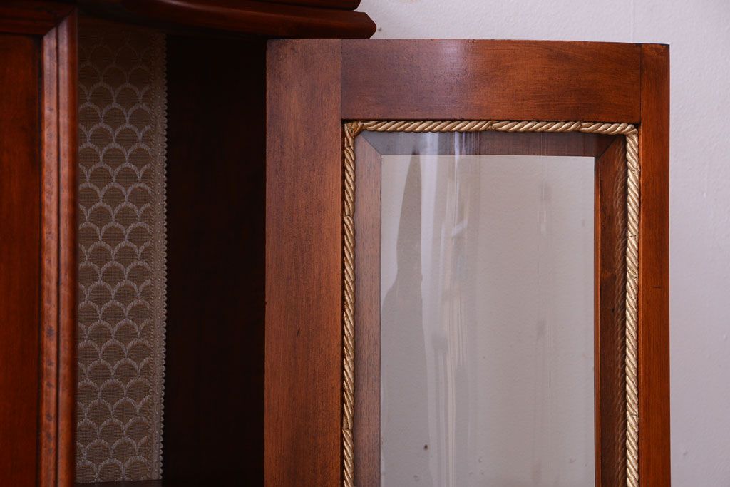 ヴィンテージ家具　フランスビンテージ　サイドキャビネット