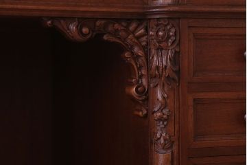 アンティーク家具　イギリスアンティーク　マホガニー・オーク材製　上品な彫刻の最高級両袖デスク(両袖机)