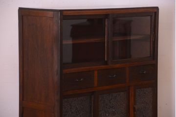 アンティーク家具　和製アンティーク　結霜ガラス入り!古い木の食器棚(収納棚・戸棚)