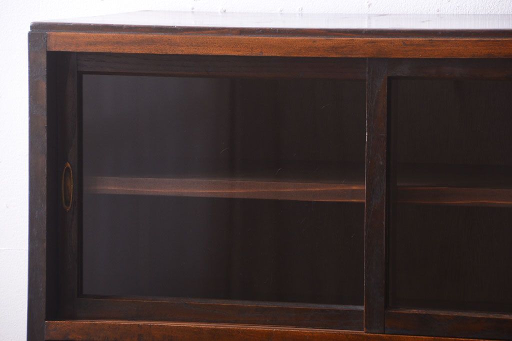 アンティーク家具　和製アンティーク　結霜ガラス入り!古い木の食器棚(収納棚・戸棚)