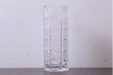 アンティーク雑貨　ビンテージ　ボヘミア　クリスタル花瓶(フラワーベース)