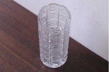 アンティーク雑貨　ビンテージ　ボヘミア　クリスタル花瓶(フラワーベース)