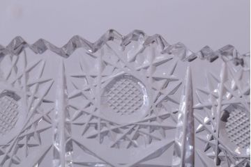 アンティーク雑貨　ビンテージ　ボヘミア　クリスタル花瓶(フラワーベース)