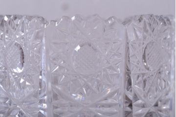 アンティーク雑貨　ビンテージ　ボヘミア　クリスタル花瓶(フラワーベース)