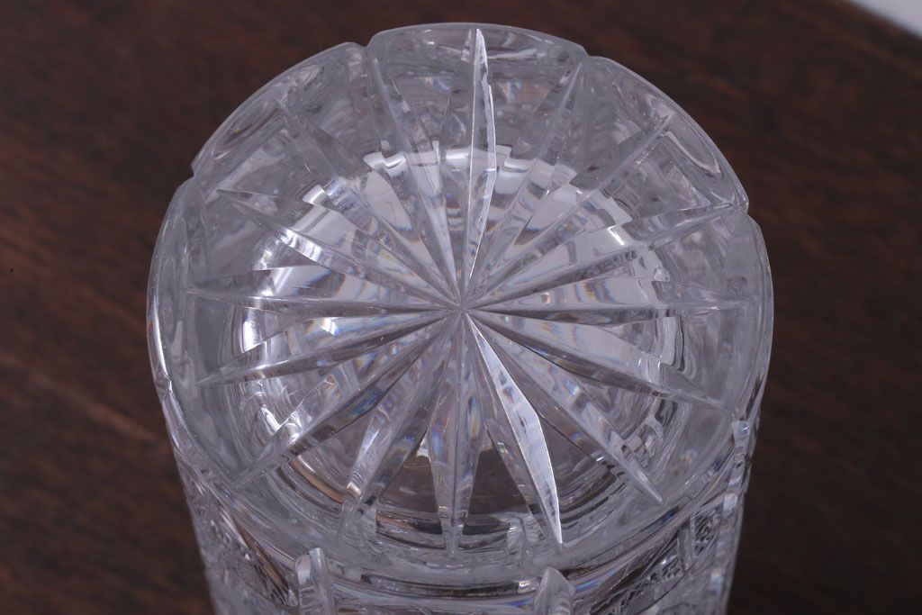 アンティーク雑貨　ビンテージ　ボヘミア　クリスタル花瓶(フラワーベース)