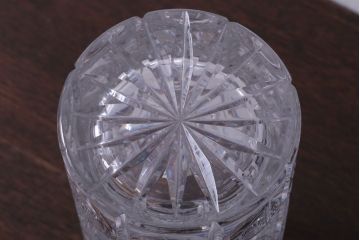 アンティーク雑貨　ビンテージ　ボヘミア　クリスタル花瓶(フラワーベース)