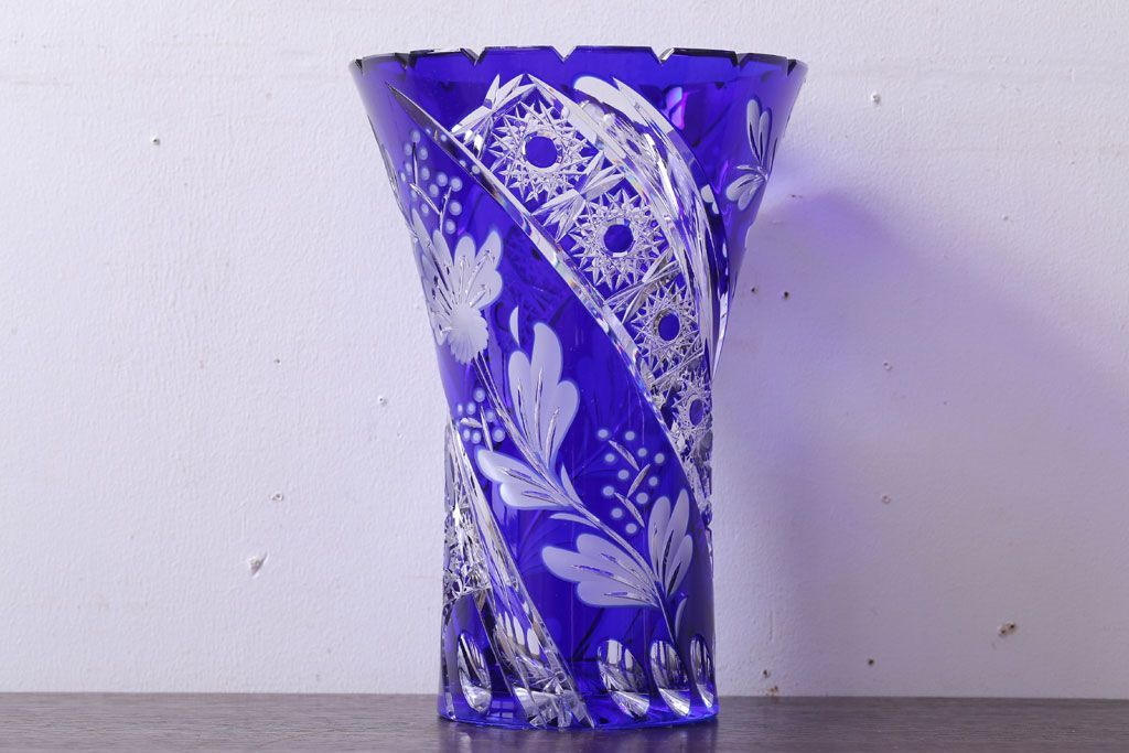 アンティーク雑貨　ビンテージ　ドイツ SACHSEN(ザクセン)　クリスタル花瓶(フラワーベース)