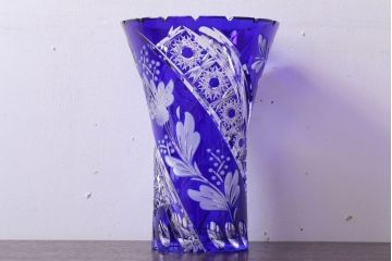 アンティーク雑貨　ビンテージ　ドイツ SACHSEN(ザクセン)　クリスタル花瓶(フラワーベース)