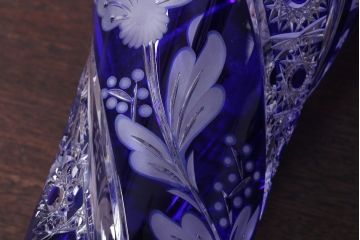 アンティーク雑貨　ビンテージ　ドイツ SACHSEN(ザクセン)　クリスタル花瓶(フラワーベース)